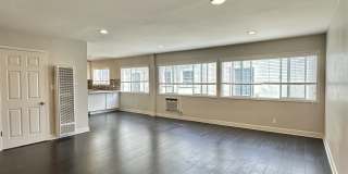 1124 Sherbourne Dr Gallery 4