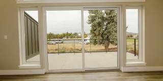 Your Bend Retreat: Spacious End Unit Townhouse with Pilot Butte Views Gallery 23