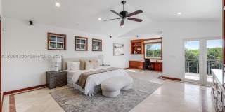 184 Paloma Drive Gallery 14