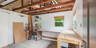 2137 Lenamon Street Gallery 27