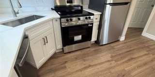 23541 Elmira Street Gallery 14