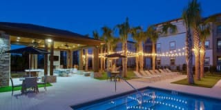 Tapestry at Lake Park Gallery 6