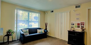 Jefferson Place East Jefferson Place East Gallery 4