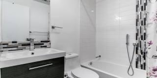 TERRELL HILLS TOWNHOUSE Gallery 21