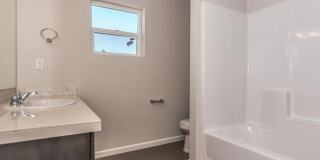 Like New 4 Bed Home Near Old Mill with A/C, Pool Access Gallery 11