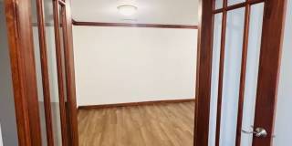 Large 4 Bedroom House in Iowa City Gallery 8