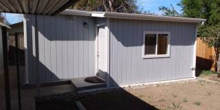 Fully Furnished Tower District Studio Gallery 4