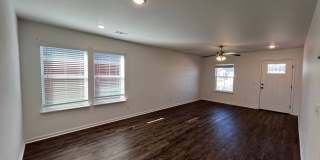 New 3 Bedroom Townhome ($999 Per Month) Gallery 4