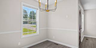 Charming 3 Bedroom Ranch with Large Fenced Yard & Bright Open Living Spaces! Gallery 7
