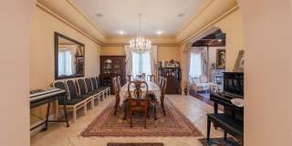 Gorgeous 5 Bedroom Home with sweeping views and pool Gallery 30