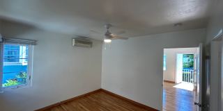 Updated Cottage in Banker's Hill Gallery 6