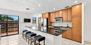 206 SE 1st Cir 206 SE 1st Cir Gallery 1