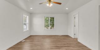 Spacious 5 Bed Kaysville Home with 3-Car Garage Gallery 19