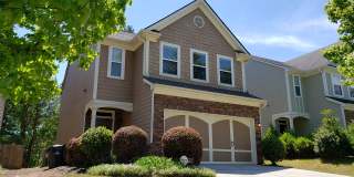 Bright 3BR/2.5BA Craftsman Home situated in the Garden Gate Community! Gallery 1