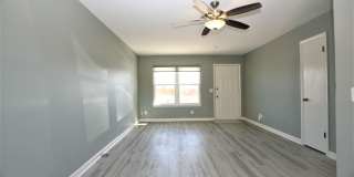 Beautifully updated 1 bedroom apartment within walking distance to the beach! Gallery 12