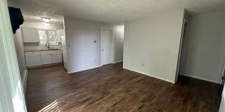 2 bedroom 1 bath duplex Gallery 1