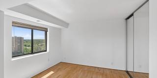 5901 MOUNT EAGLE Drive Gallery 17