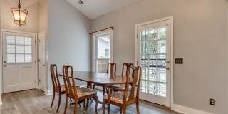 1624 5th Avenue Gallery 14