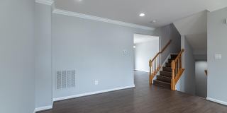 24635 KINGS CANYON Square Gallery 12