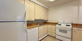 1502 West Country Club Drive Gallery 11