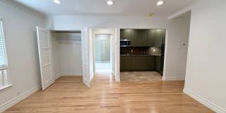 204 S Reeves Dr Gallery 3