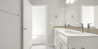 Brand New Luxury Townhome with Unparalleled Pikes Peak & Front Range Views Gallery 20