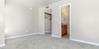 Pebble Creek Apartments Gallery 29