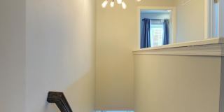 16 N BRADFORD Street Gallery 15