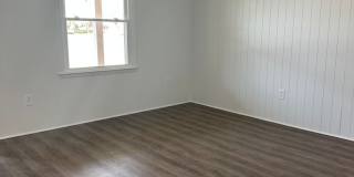 2339 Memorial Ave Gallery 10