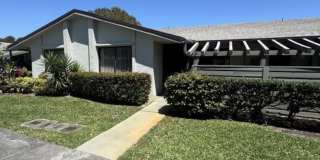 445 Lakeview Drive Gallery 1
