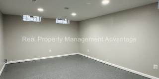 Oak Park Mid-Century Modern Beauty! Gallery 20