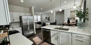 The Bungalows on the Lake - Block C Gallery 203