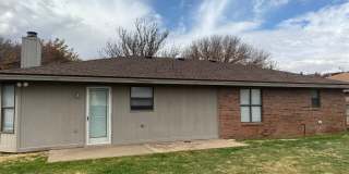 Cozy 3/2/2 Brick Home! Available September!! Gallery 50