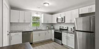 2889 White Oak Drive Gallery 3
