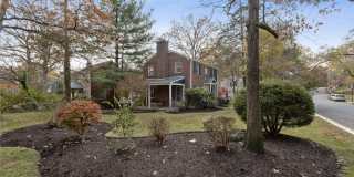 903 JACKSON Avenue Gallery 33