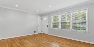 1111 N Valley Drive Gallery 14