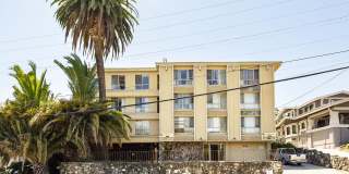 345 MacArthur Apartments Gallery 17
