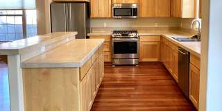 Warm & Inviting Home with Bonus Den in Prime SW Bend Location Gallery 11