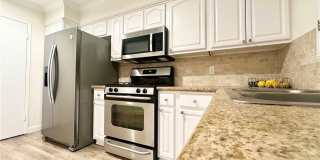 1433 S Beverly Drive Gallery 12