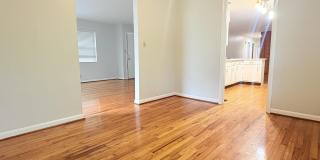 1504 Sunset Lane Gallery 11