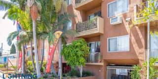 915 N Wilton Pl Gallery 3