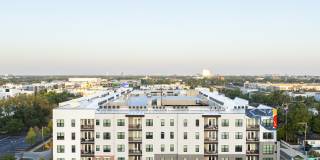 Jade at North Hyde Park Gallery 29