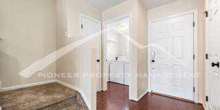 Charming Townhome with 1 Car Garage and Central A/C Gallery 12