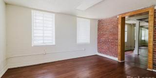 203 W Liberty Street Gallery 1