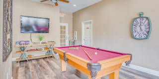 Vintage Retreat Apartments Gallery 22