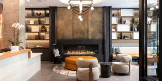 Elle Gallery 40