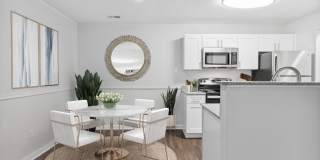 The Summit at Avent Ferry Gallery 14