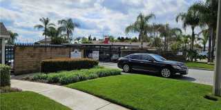 5165 Walnut Gallery 1