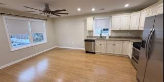 716 Roselle St Gallery 1