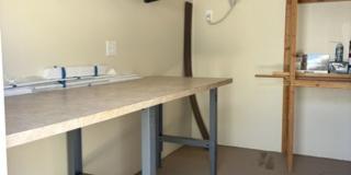 LOVELY SINGLE LEVEL 3 BEDROOM W/DEN 2 BATH PEORIA HOME VERY CLEAN! Gallery 21
